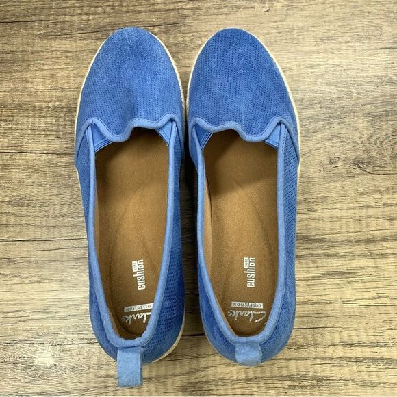 Clarks~Women’s~Soft Cushion Slip On Blue Suede Round Toe Shoes~Size 11M - Picture 6 of 9